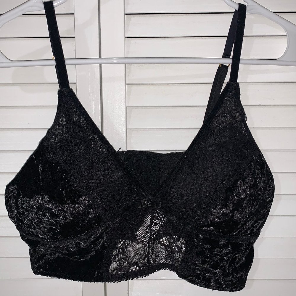 Black Velvet and Lace Padded Bralette